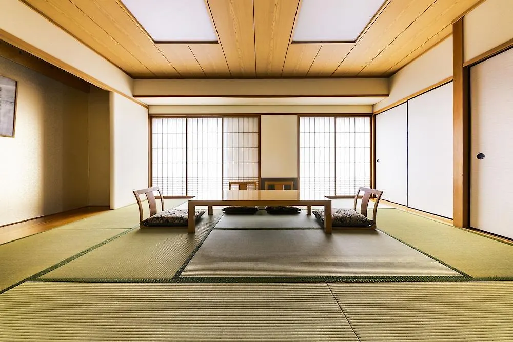 Hotel Hanshin Osaka 4*,